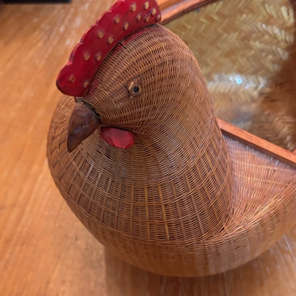 Handcrafted Wicker Hen Basket - Brown